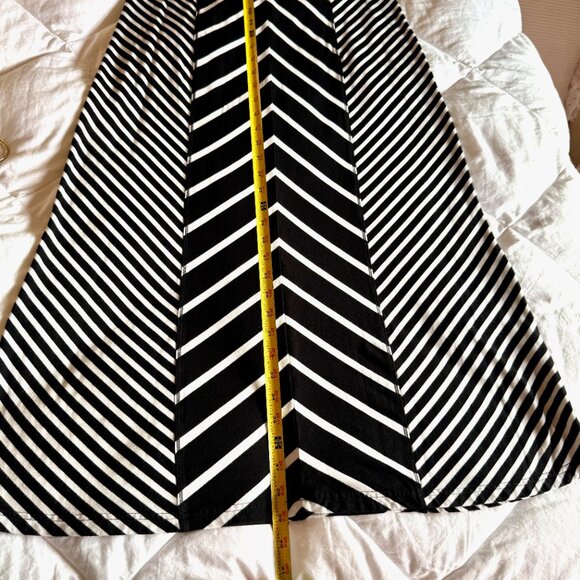 Chicos Zenergy Black Stripe Maxi Skirt Size 2 - Large - Picture 11 of 13